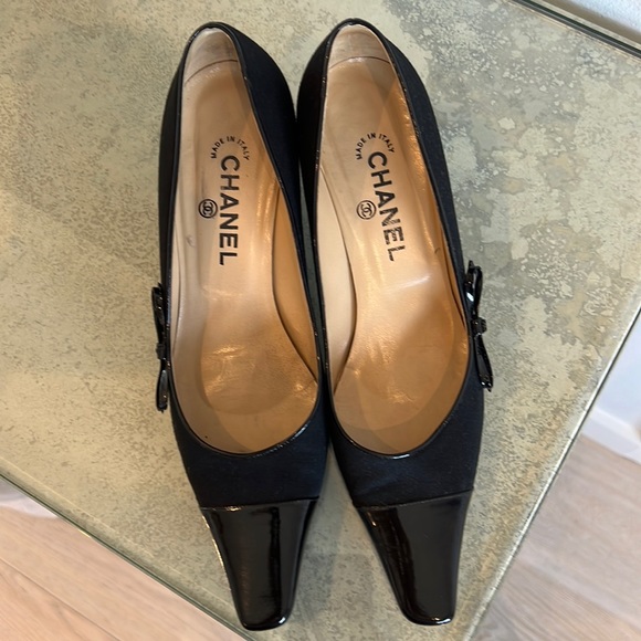 Vintage Chanel kitten heels
Please see update on condition! - Picture 1 of 14